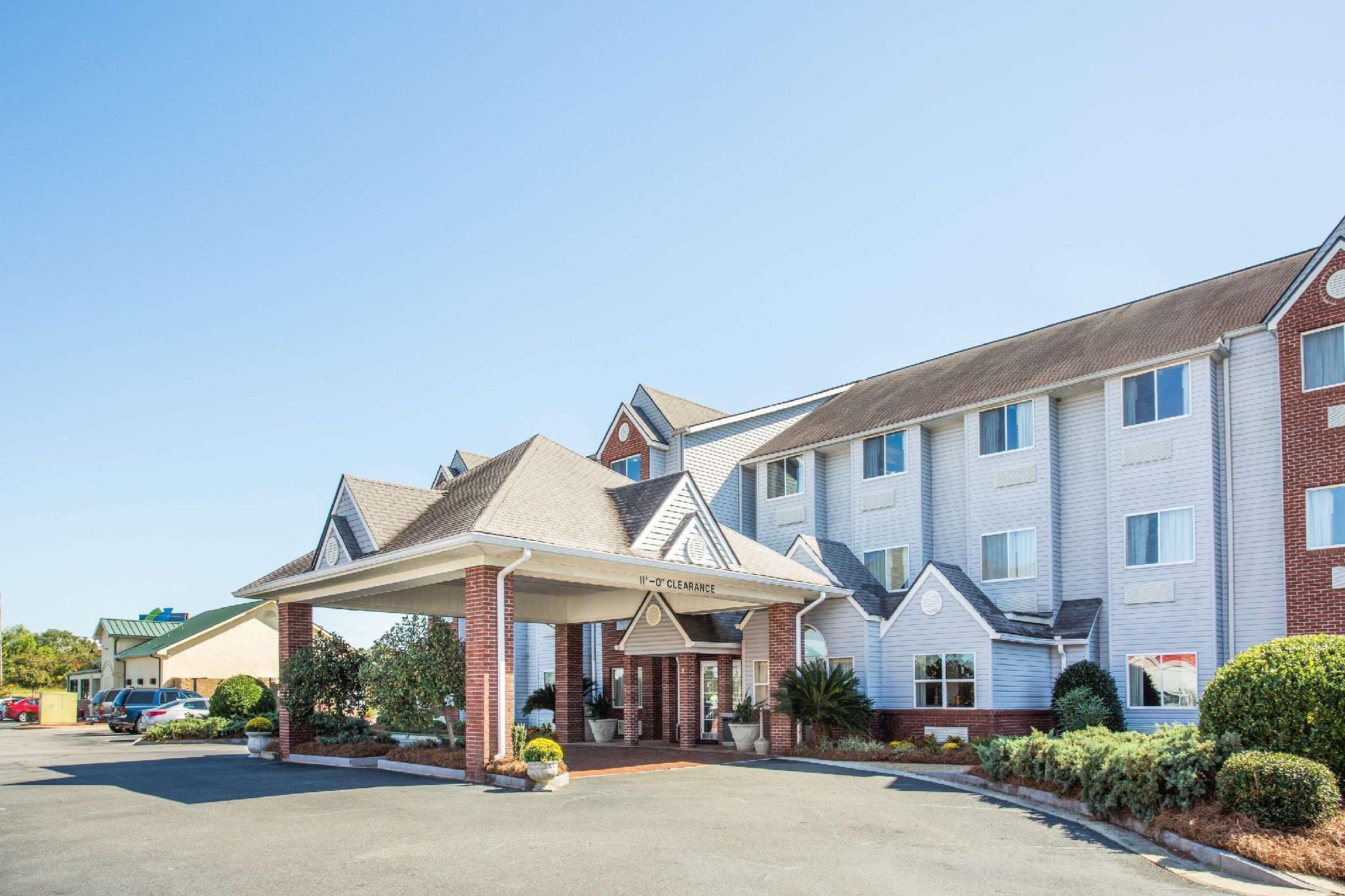 Microtel Inn & Suites By Wyndham Tifton Εξωτερικό φωτογραφία